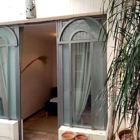 Maison Aigues-mortaise Dans La Cite Bed & Breakfast Aigues-Mortes